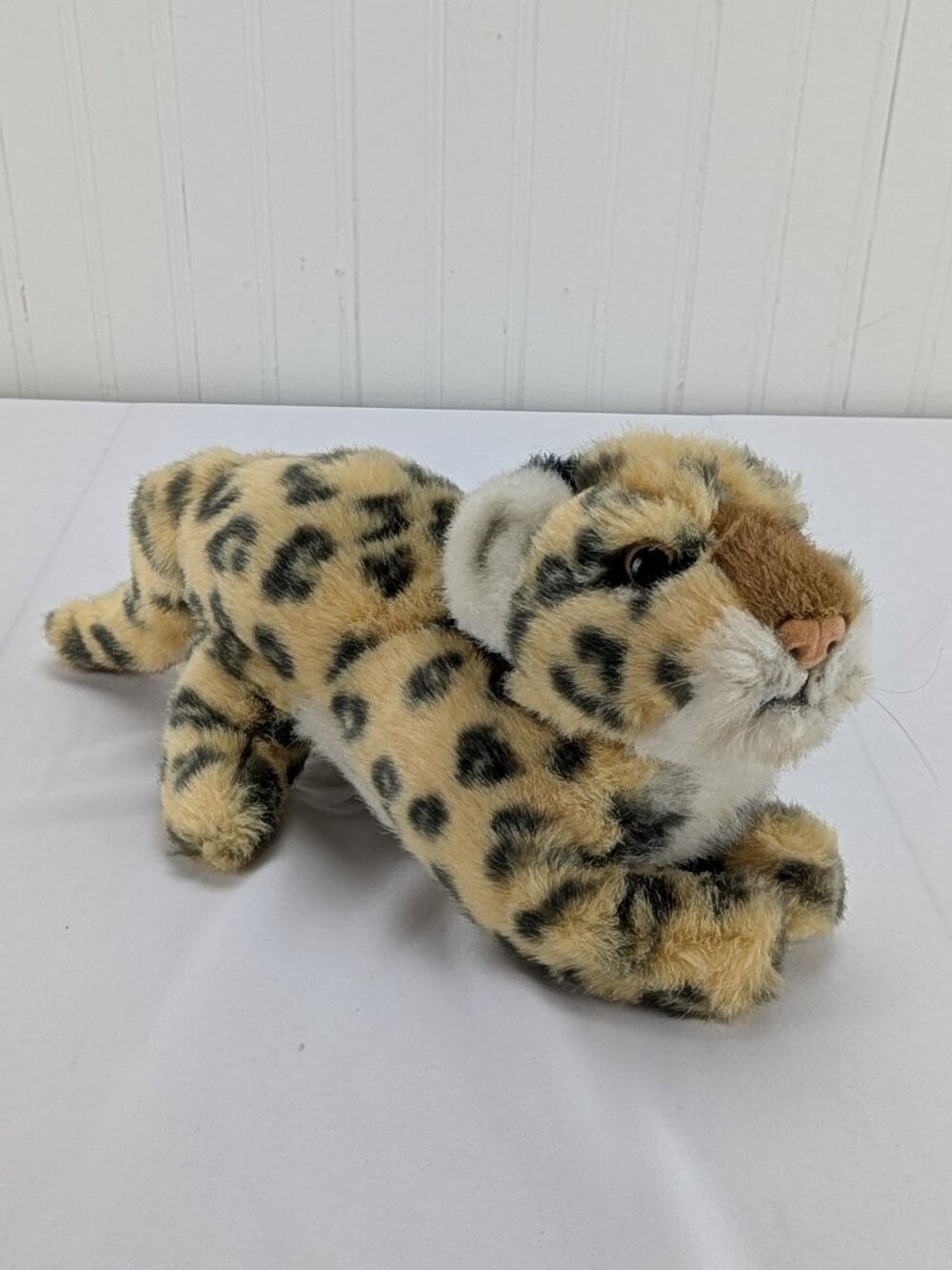 Applause Yellow Leopard Plush 9" Stuffed Animal Vintage 1986 WWF World Wildlife